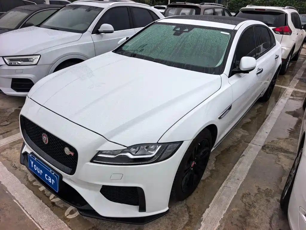 Jaguar XFL