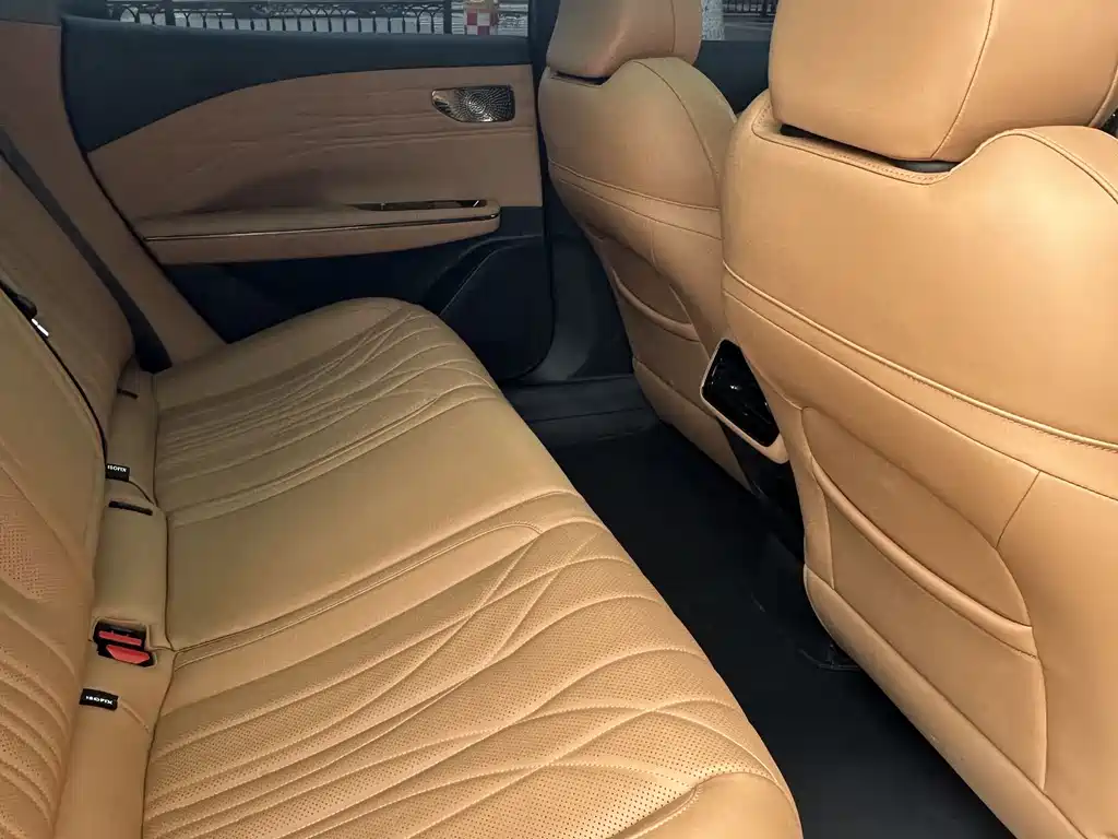 GEELY GALAXY GALAXY SPARKLE 8