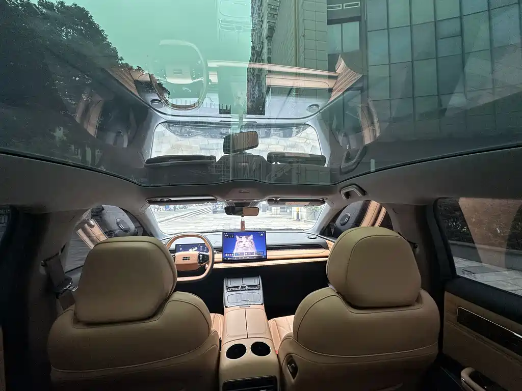 GEELY GALAXY GALAXY SPARKLE 8