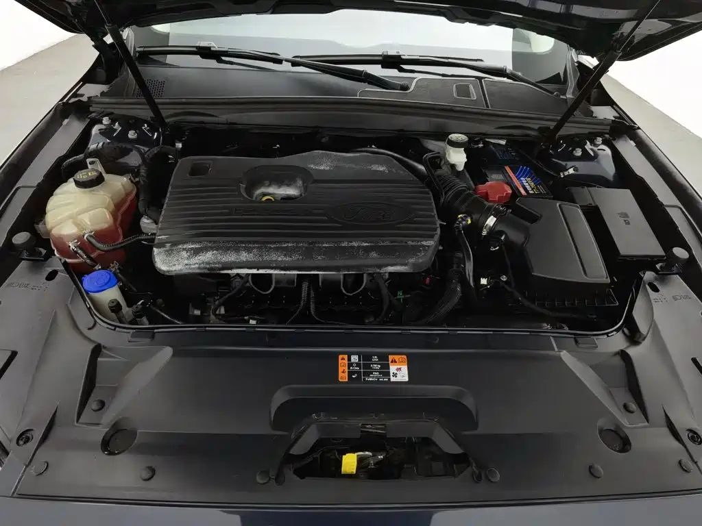 Ford Taurus — миниатюра 6