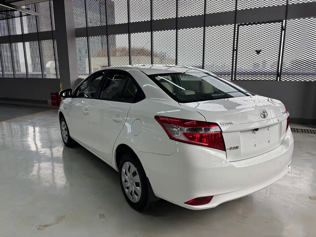 TOYOTA VIOS