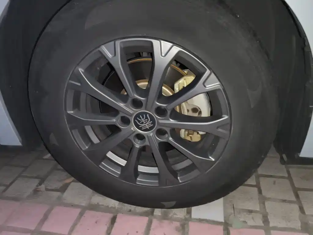 BYD Qin L — миниатюра 8