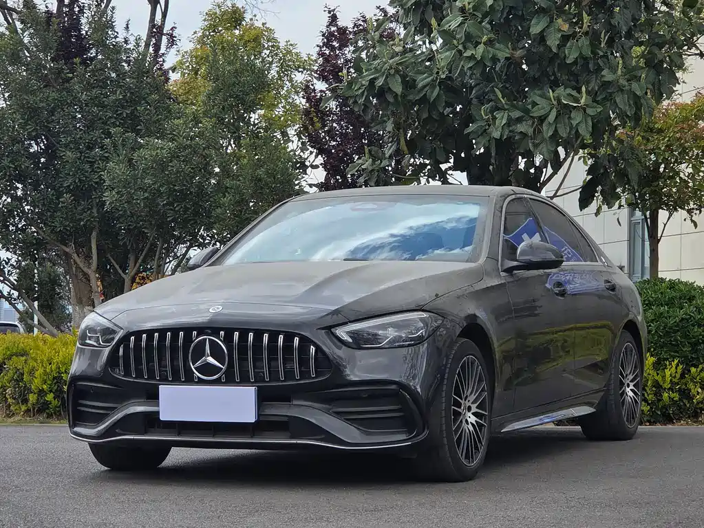 Mercedes-Benz C-Class 2022