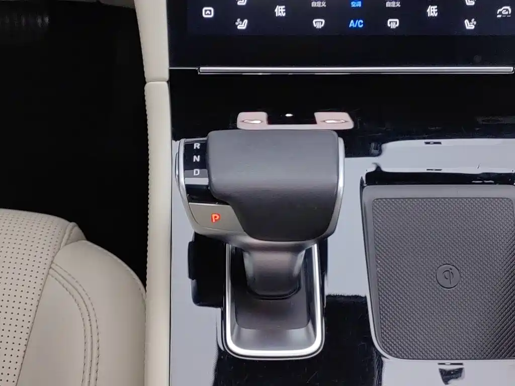 Li Auto Li ONE — миниатюра 13