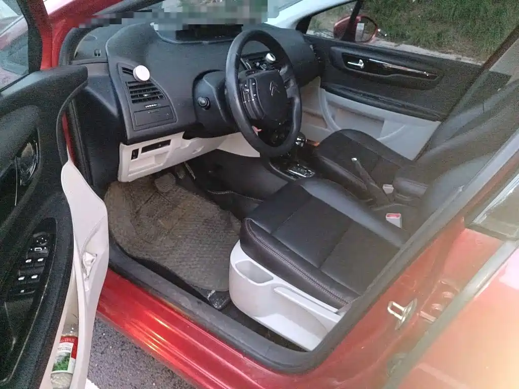 Citroen C-Quatre — миниатюра 12