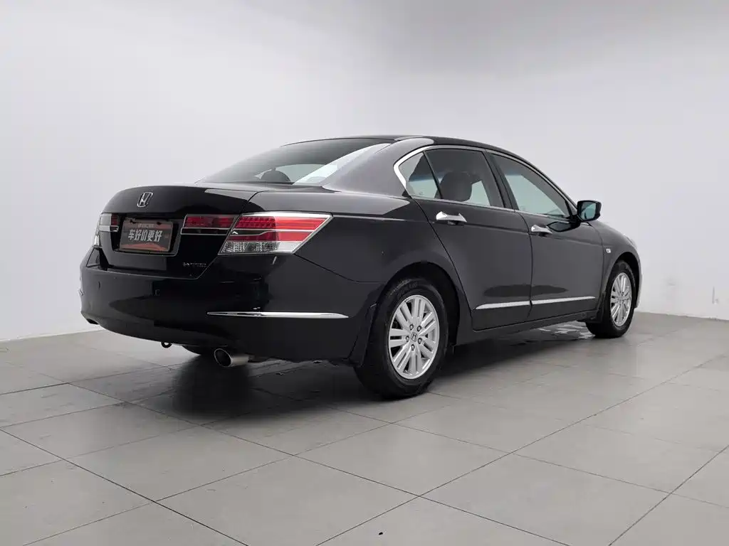 Honda Accord — миниатюра 2