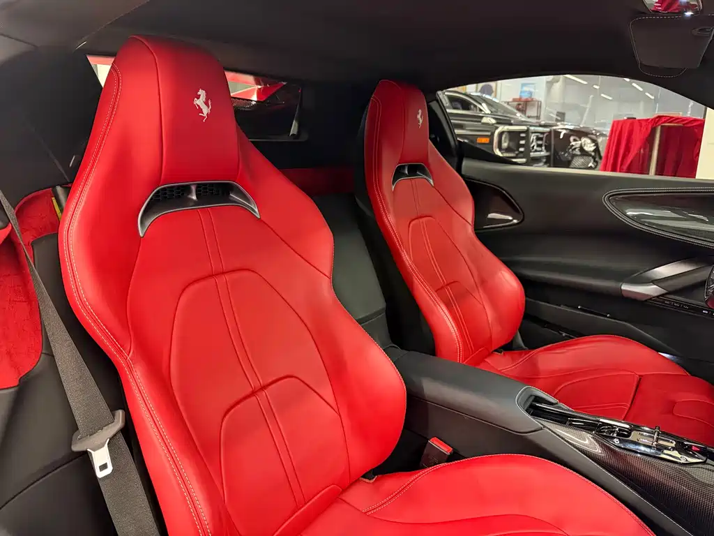 Ferrari SF90 2020 3.9T V8 Stradale