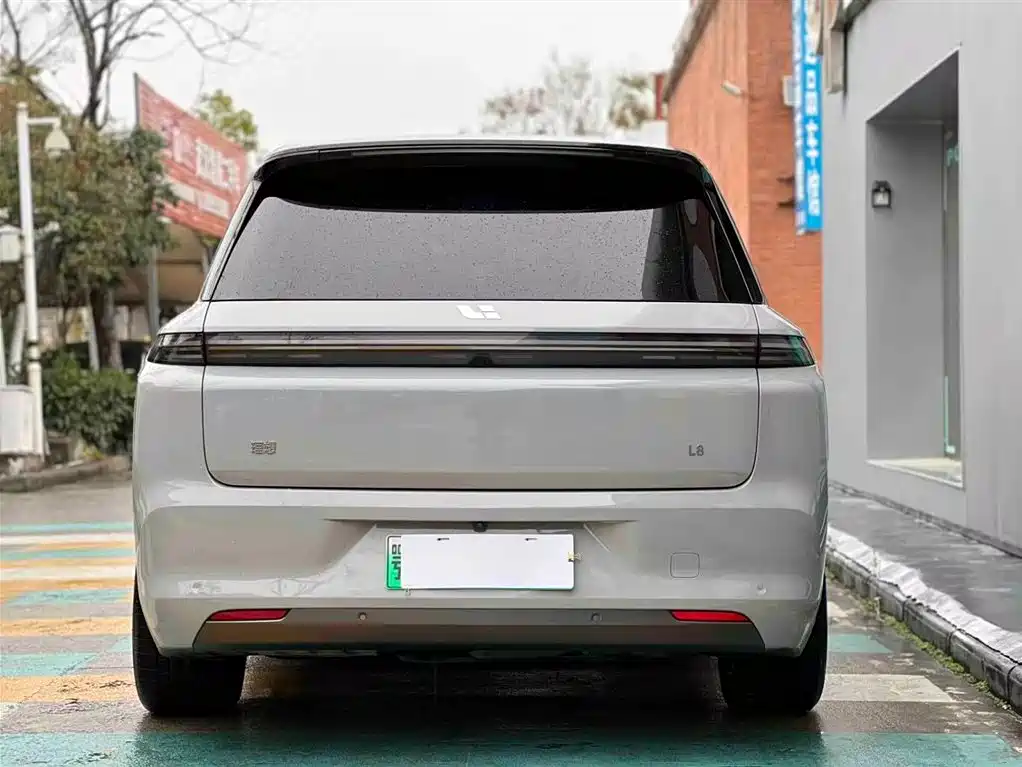 Li Auto IDEAL L8