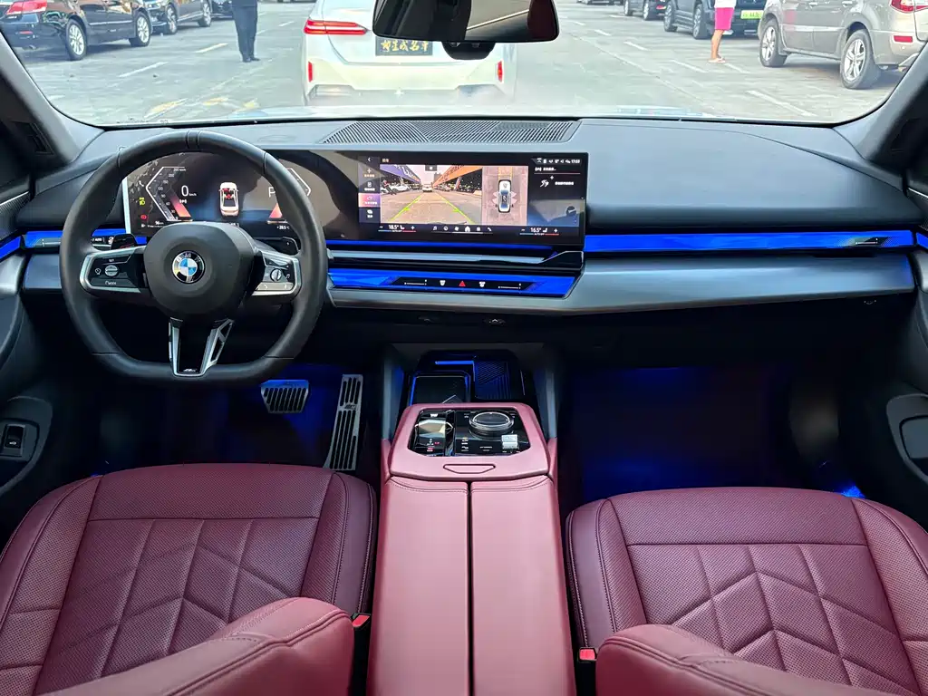 BMW 5 Series — миниатюра 9