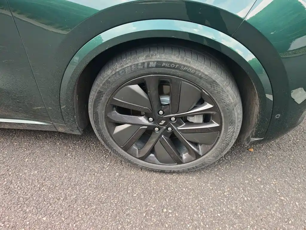 Li Auto Li L9 — миниатюра 24