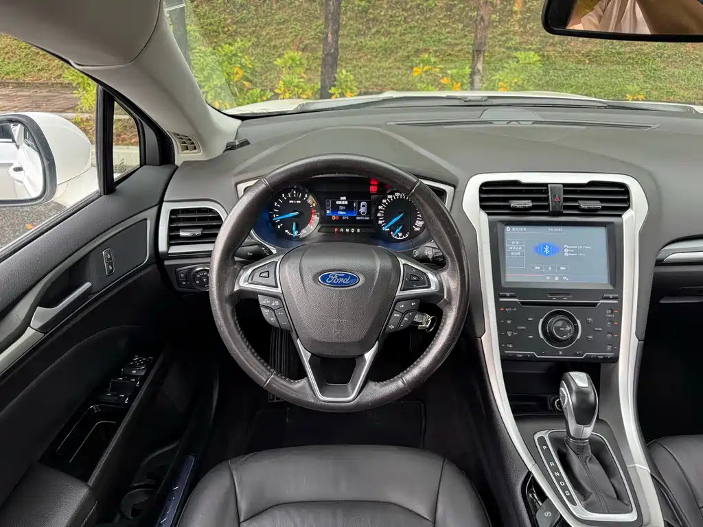 Ford Mondeo — миниатюра 19
