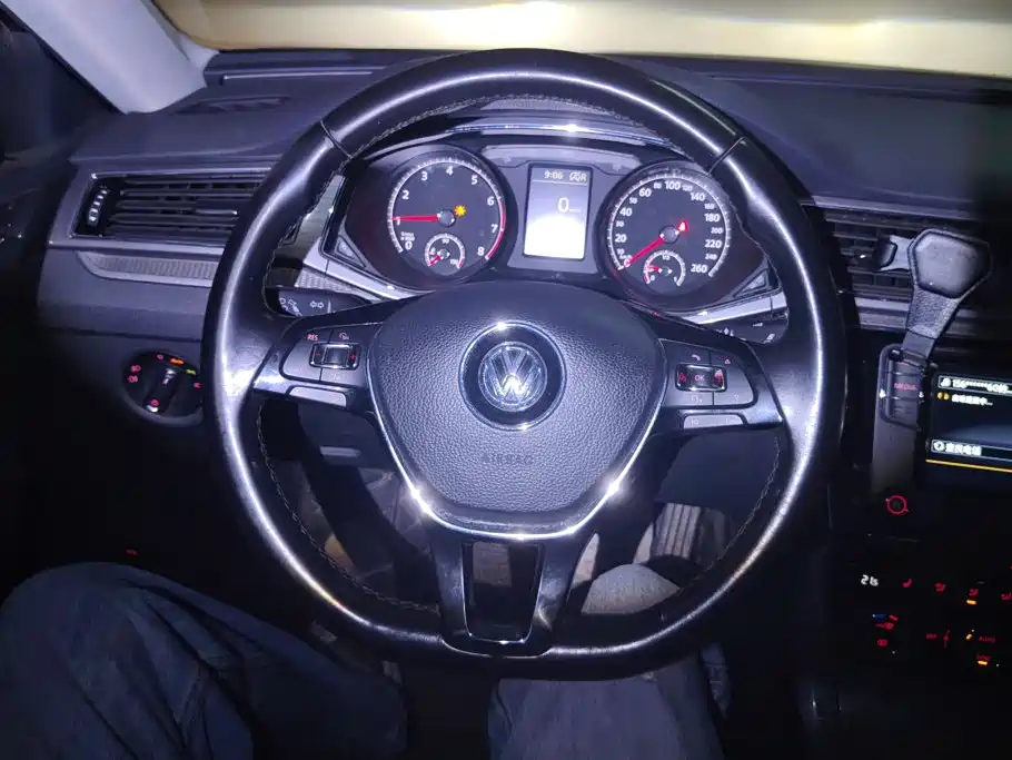 Volkswagen Passat — миниатюра 15