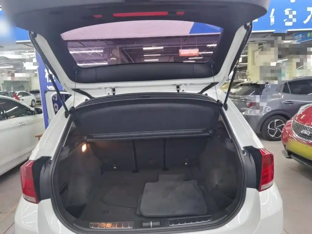 BMW X1 — миниатюра 19