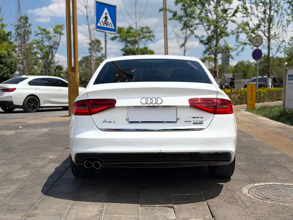 Audi A4L 2015 45 TFSI quattro Sport