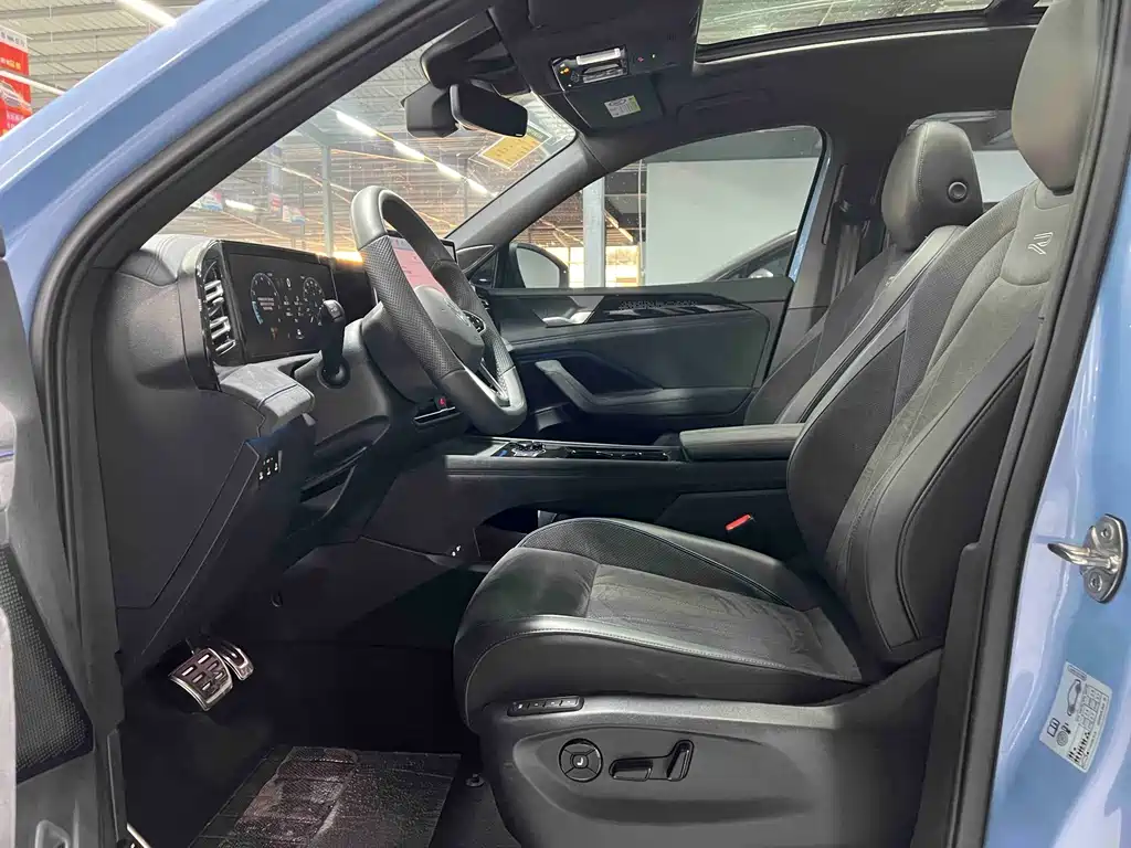 Volkswagen Tiguan L — миниатюра 8