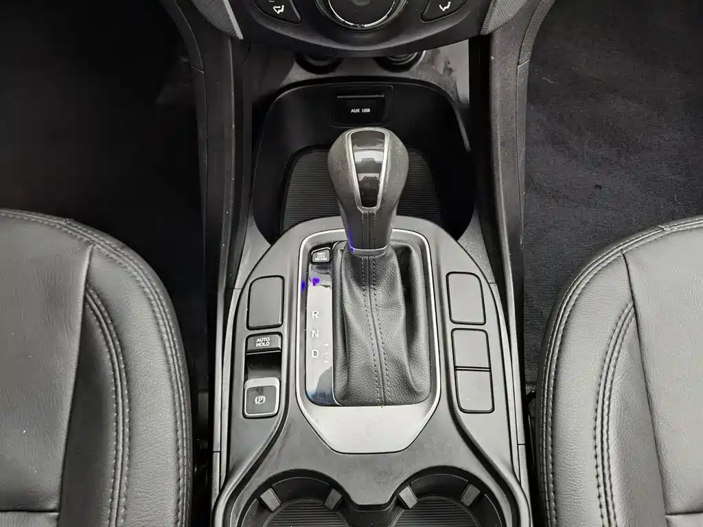Hyundai Santa Fe — миниатюра 13