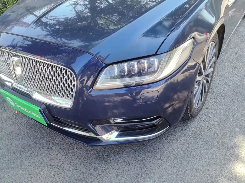 Lincoln Continental — миниатюра 24
