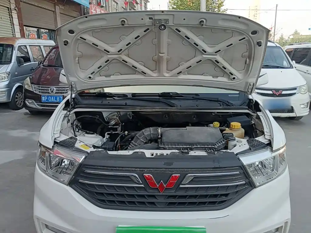 Wuling Hongguang V — миниатюра 20