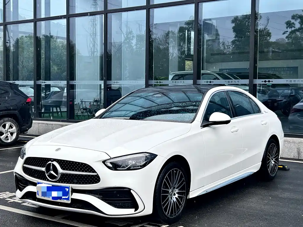 Mercedes-Benz C-Class 2021