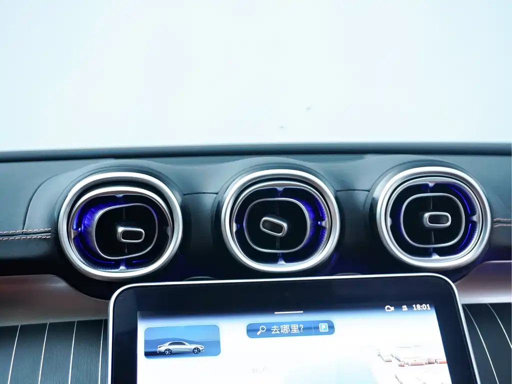 Mercedes-Benz C-Class — миниатюра 17