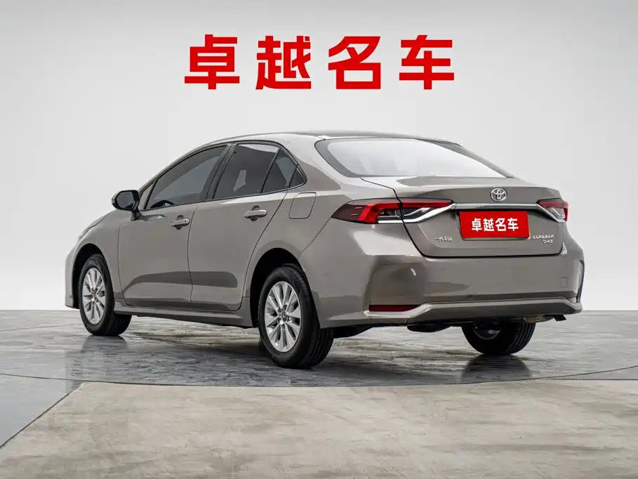 Toyota Corolla — миниатюра 8