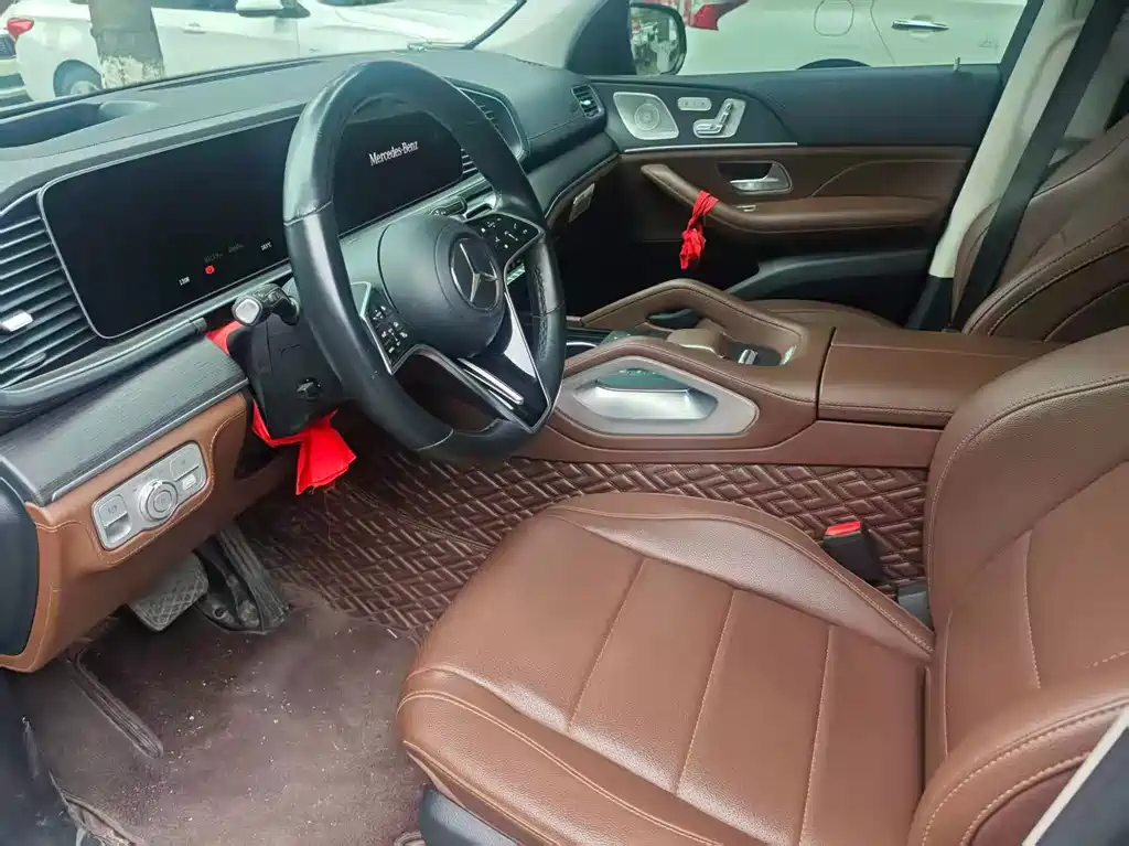 Mercedes-Benz GLE (Import) — миниатюра 2