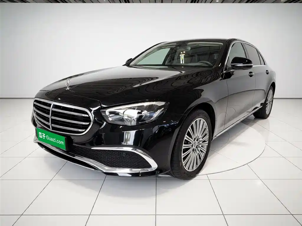 Mercedes-Benz E-Class 2022