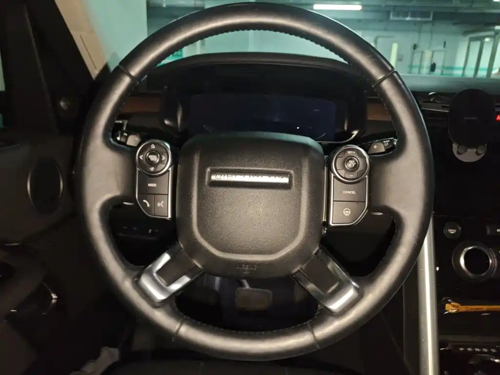 Land Rover Discovery — миниатюра 11