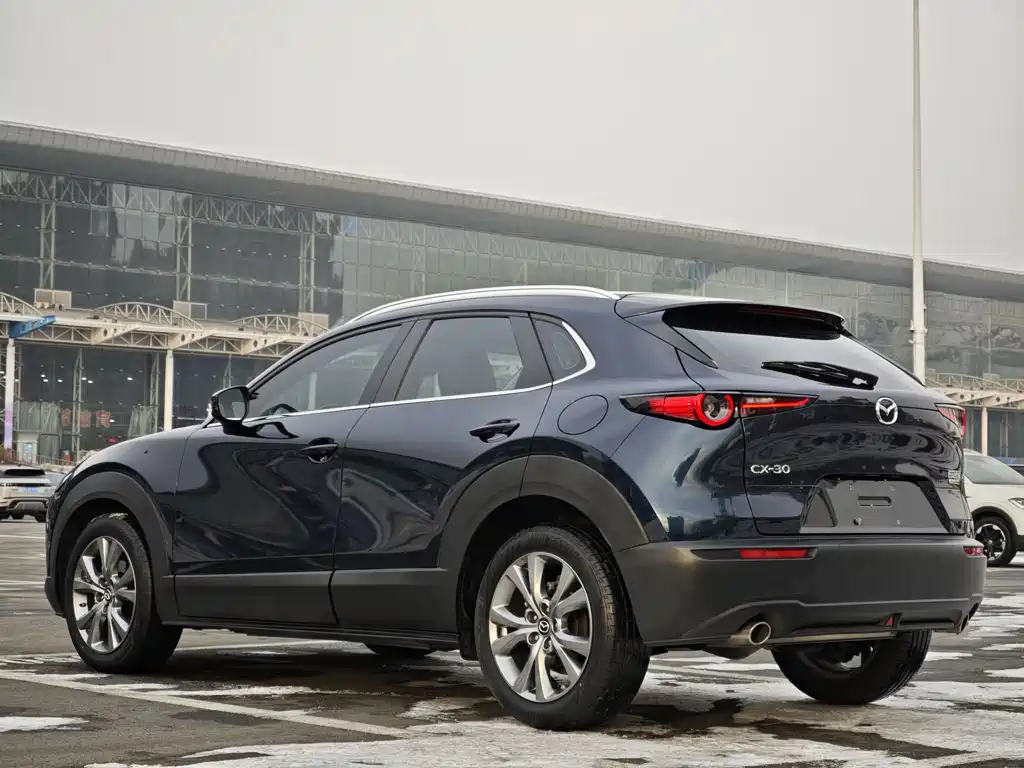 MAZDA CX 30