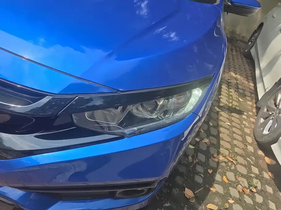 Honda Civic — миниатюра 5