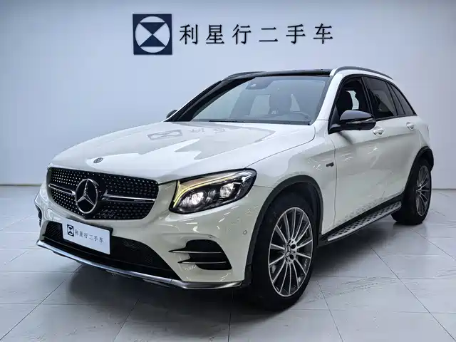 MERCEDES-BENZ GLC AMG