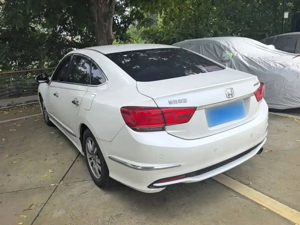 Honda Spirior 2017 2.0L Comfort