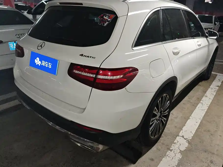 MERCEDES-BENZ GLC