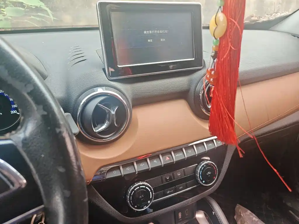BAIC Senova X35 — миниатюра 9