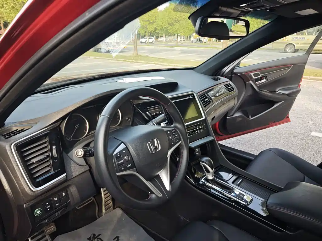 Honda Spirior — миниатюра 14