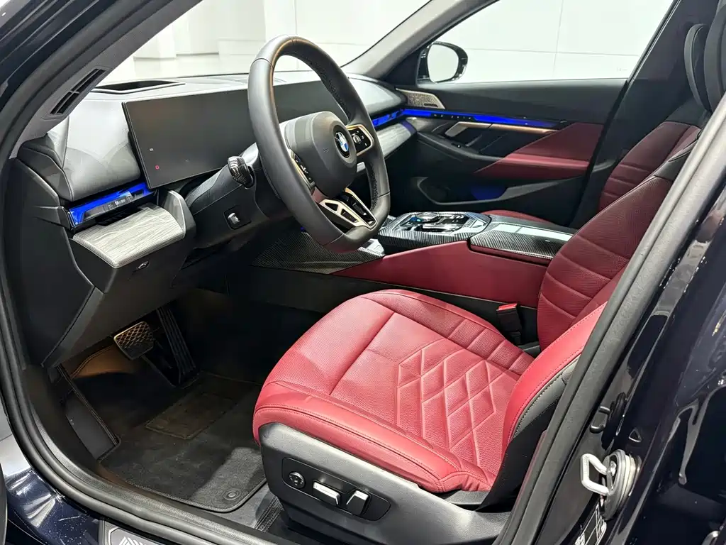 BMW 5 Series — миниатюра 7