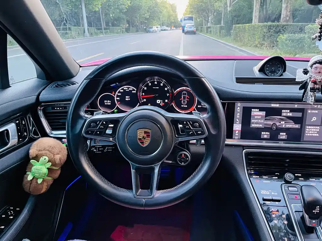 Porsche Panamera — миниатюра 21