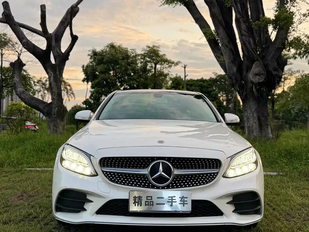 Mercedes-Benz C-Class — миниатюра 2