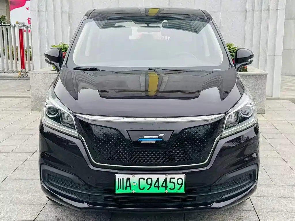 Oshan Oushang Cosmos EV — миниатюра 2
