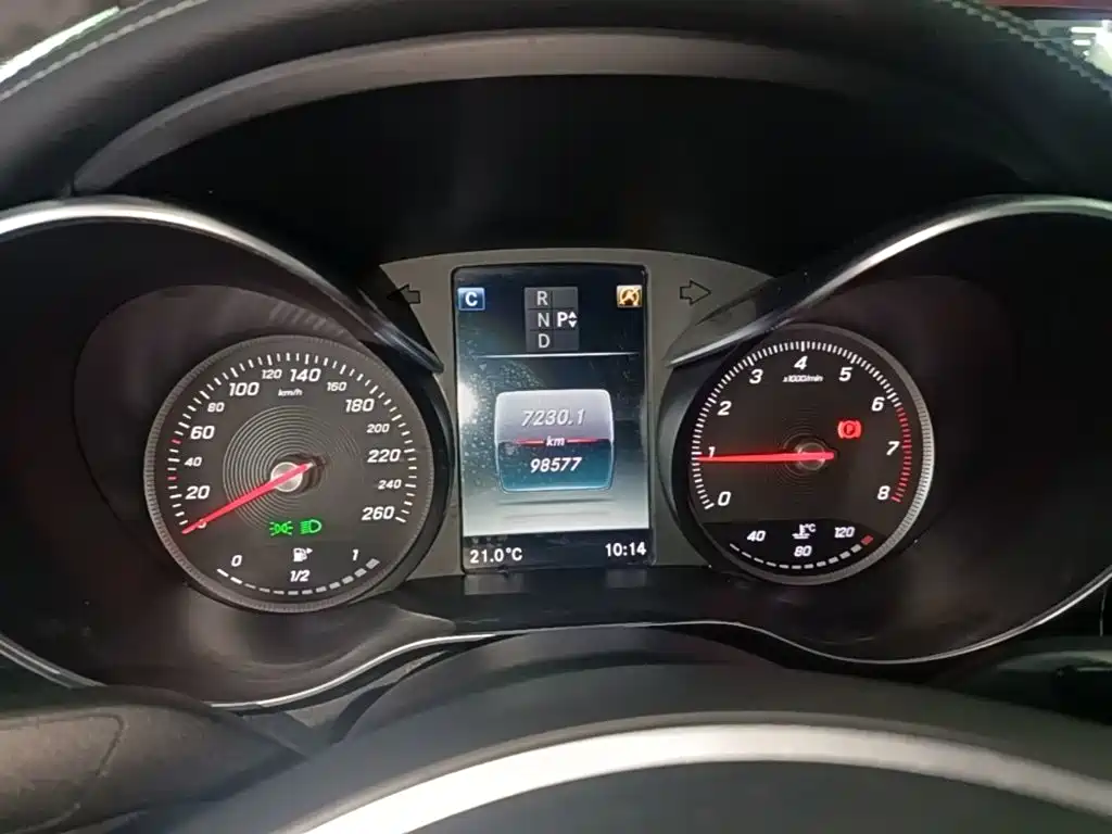 Mercedes-Benz C-Class — миниатюра 12