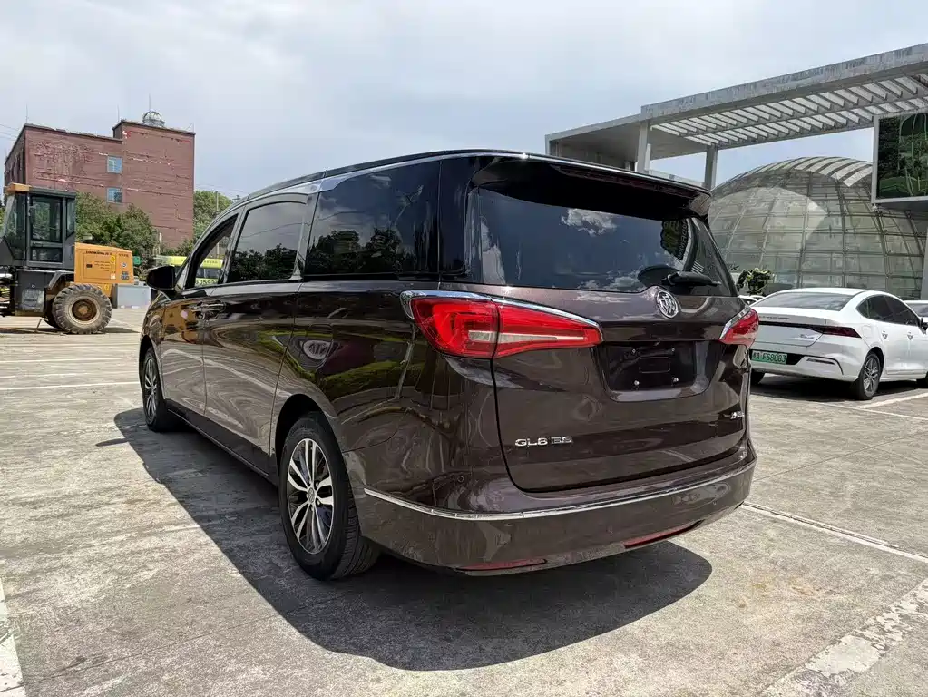 Buick GL8 2017 ES 28T Luxury V