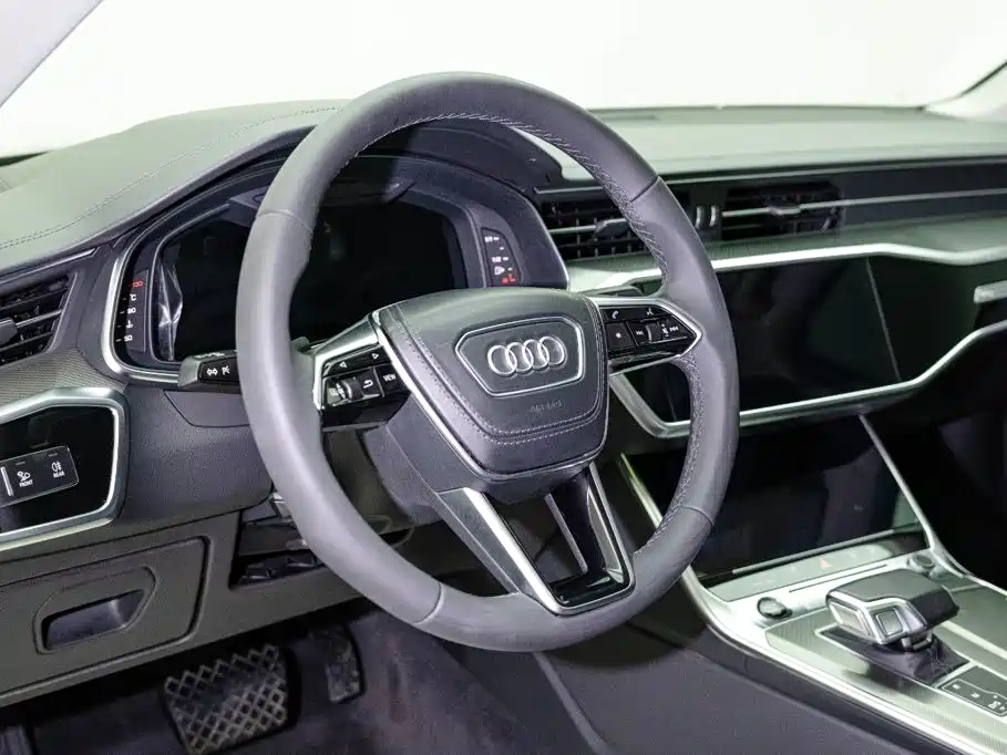 Audi A6L 2024 45 TFSI