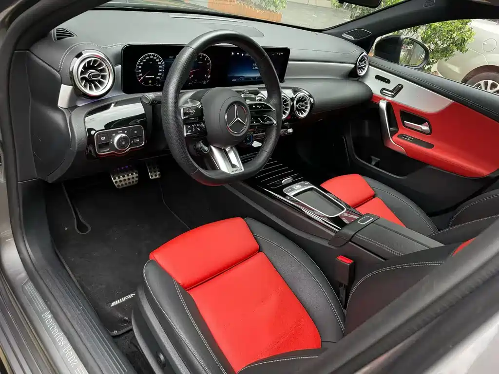 Mercedes-Benz A-Class AMG — миниатюра 3