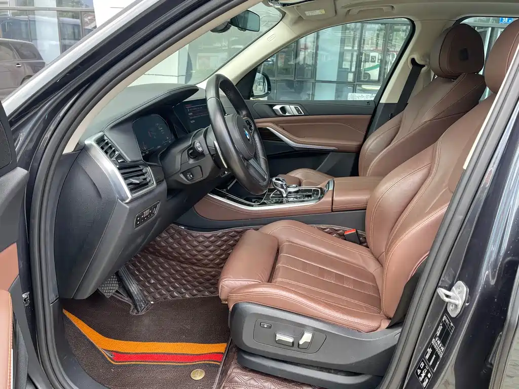 BMW X5 (Import) — миниатюра 7