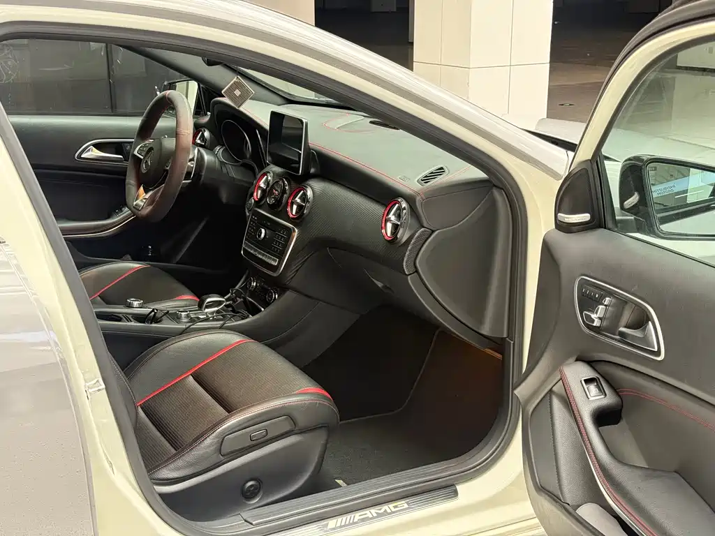 MERCEDES-BENZ A CLASS AMG