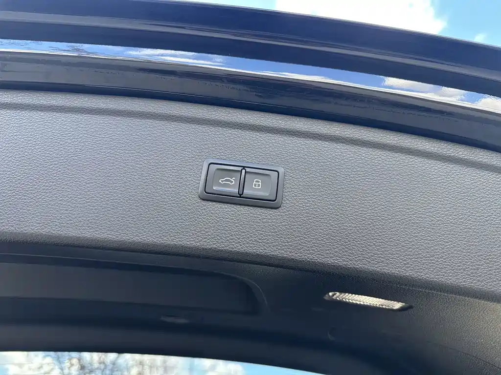 Audi Q5L — миниатюра 21