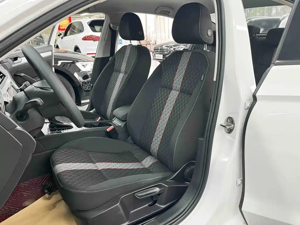 Volkswagen Lamando — миниатюра 16