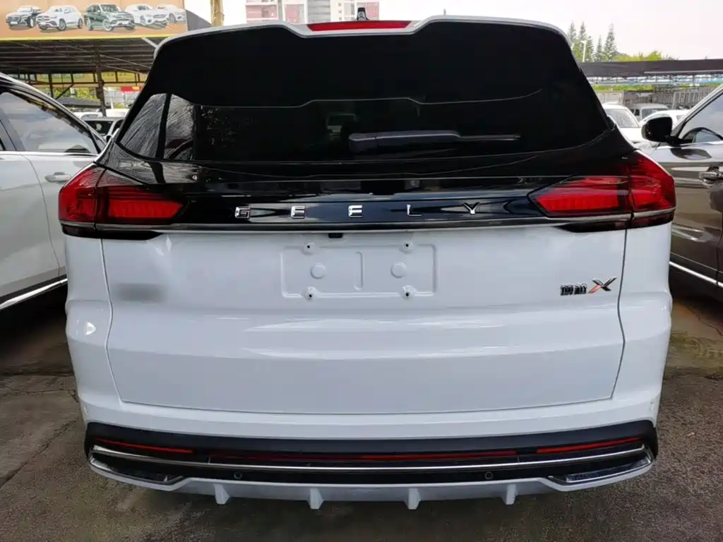Geely Boyue — миниатюра 6