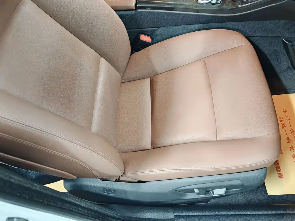 BMW 5 Series — миниатюра 11