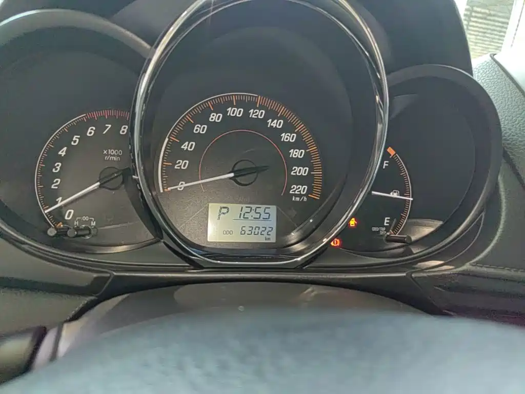 Toyota Yaris L — миниатюра 12